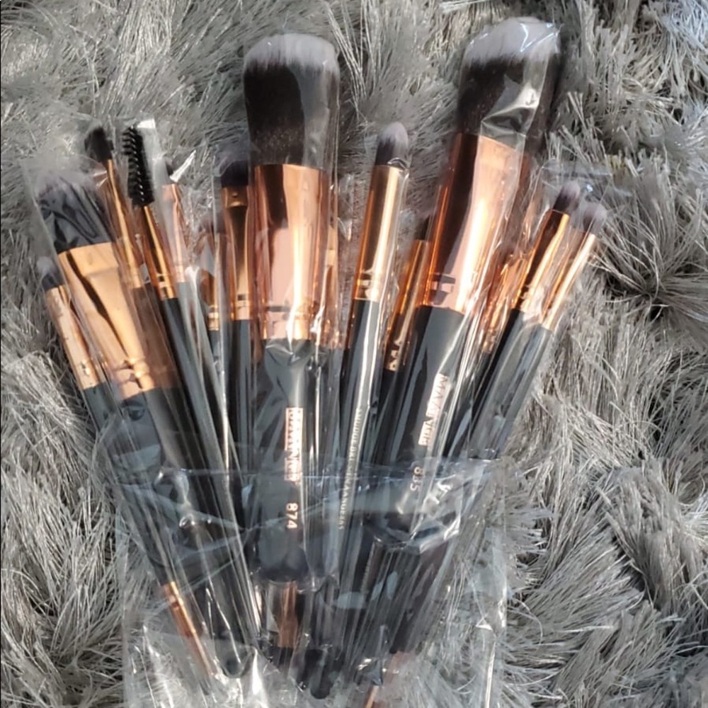 MAANGE 22Pcs Beauty Makeup Brushes Set Cosmeti - Picture 2 of 2